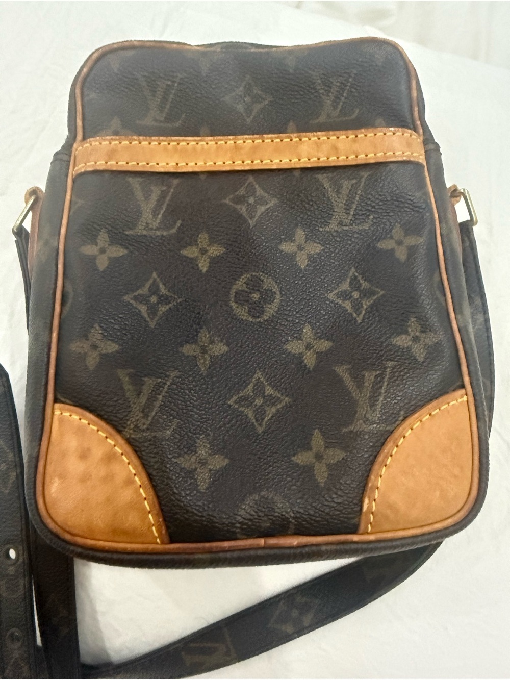 Louis Vuitton Monogram Monogram Danube 21